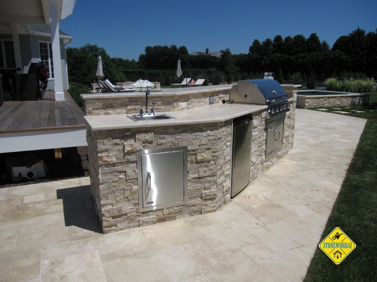 Waterfalls & Fireplaces project image 54